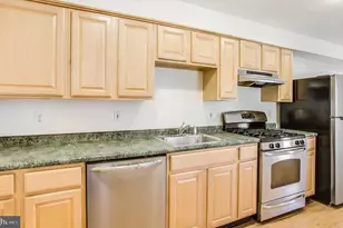 729 10th St NE, Washington, DC 20002 - Photo 8