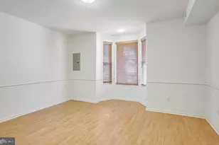 729 10th St NE, Washington, DC 20002 - Photo 2