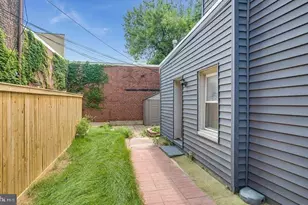 729 10th St NE, Washington, DC 20002 - Photo 14