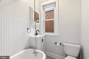 1032 Kenyon St NW, Washington, DC 20010 - Photo 20