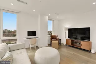 37 L St SE, Washington, DC 20003 - Photo 22