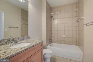 1111 25th St NW, Washington, DC 20037 - Photo 12