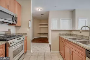1111 25th St NW, Washington, DC 20037 - Photo 6