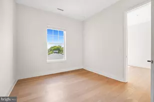 6803 Cameron Dr NW, Washington, DC 20012 - Photo 20