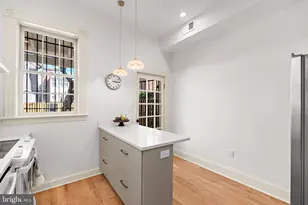 427 10th St NE, Washington, DC 20002 - Photo 12