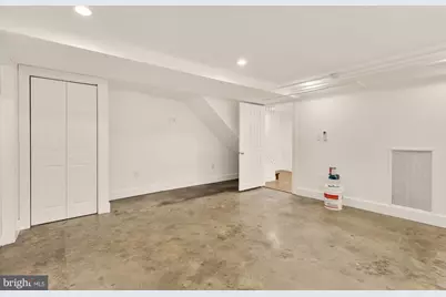 215 Hawaii Avenue NE, Washington, DC 20011 - Photo 24