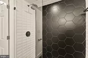 215 Hawaii Ave NE, Washington, DC 20011 - Photo 22