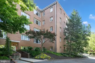 2400 NW 41st Street NW, Washington, DC 20007 - Photo 28