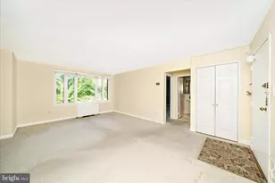 2400 NW 41st Street NW, Washington, DC 20007 - Photo 6