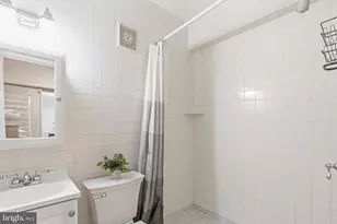 2130 N St NW, Washington, DC 20037 - Photo 18