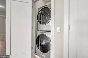 88 V St SW, Washington, DC 20024 - Photo 32