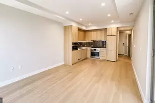 1224 M St NW, Washington, DC 20005 - Photo 4