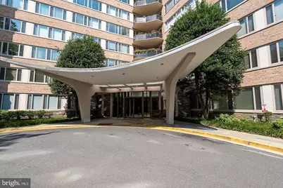 4101 Cathedral Avenue NW #907, Washington, DC 20016 - Photo 1