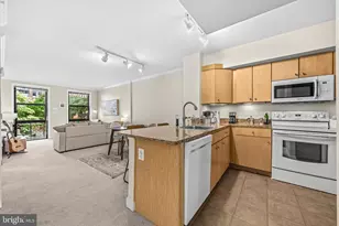 631 D Street NW, Washington, DC 20004 - Photo 12