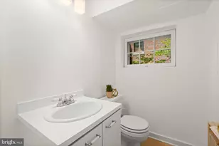 3811 Garfield NW, Washington, DC 20007 - Photo 22