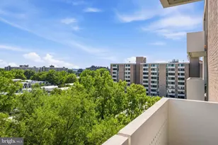 240 SW M Street SW, Washington, DC 20024 - Photo 10