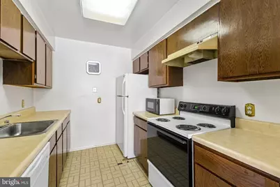 3166 Berry Road NE #27, Washington, DC 20018 - Photo 14