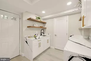 325 Oglethorpe St NW, Washington, DC 20011 - Photo 44