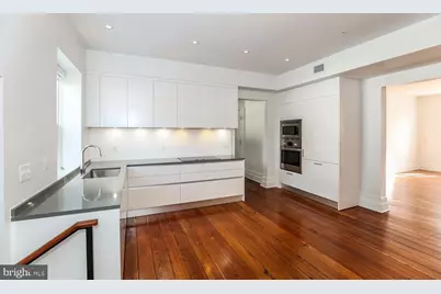 3009 M Street NW #2, Washington, DC 20007 - Photo 6