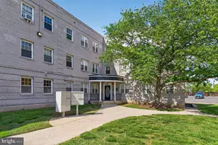 3868 9th St SE, Washington, DC 20032 - Photo 2