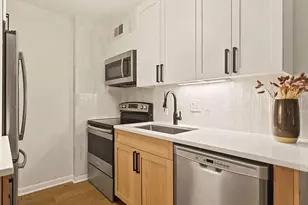 1718 P St NW, Washington, DC 20036 - Photo 4