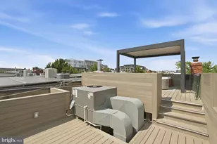 1326 Corcoran St NW, Washington, DC 20009 - Photo 26