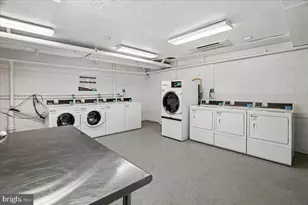 2710 Macomb St NW, Washington, DC 20008 - Photo 20
