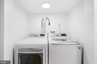 1721 L St NE, Washington, DC 20002 - Photo 26