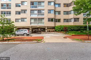 922 24th Street NW, Washington, DC 20037 - Photo 4