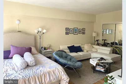 1711 Massachusetts Avenue NW #327, Washington, DC 20036 - Photo 6