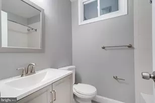 537 Newcomb St SE, Washington, DC 20032 - Photo 14