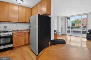950 NW 25th Street NW, Washington, DC 20037 - Photo 14