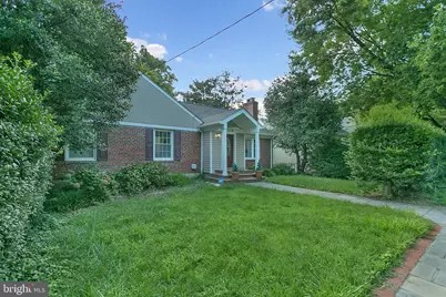 2108 48th Street NW, Washington, DC 20007 - Photo 2