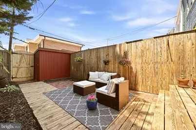 329 17th Street SE, Washington, DC 20003 - Photo 28
