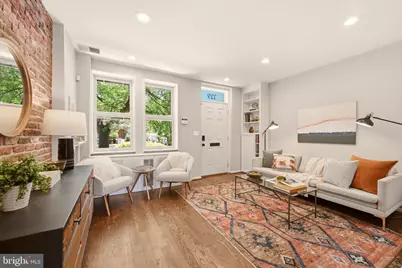 329 17th Street SE, Washington, DC 20003 - Photo 8