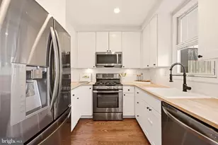 329 17th St SE, Washington, DC 20003 - Photo 16