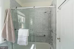 5103 Chevy Chase Pkwy NW, Washington, DC 20008 - Photo 40