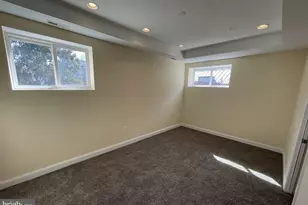 532 8th St SE, Washington, DC 20003 - Photo 14