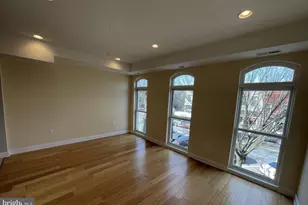 532 8th St SE, Washington, DC 20003 - Photo 6