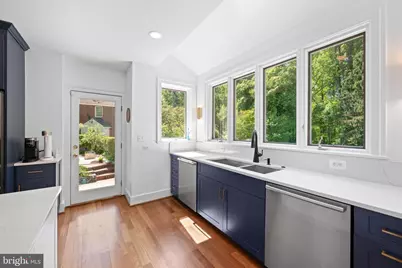 1702 Kalmia Road NW, Washington, DC 20012 - Photo 6
