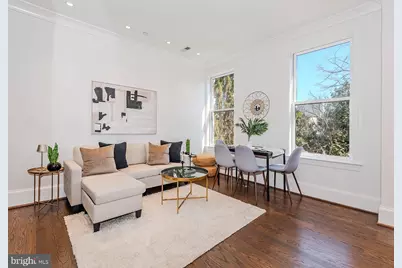 418 7th Street SE #302, Washington, DC 20003 - Photo 4