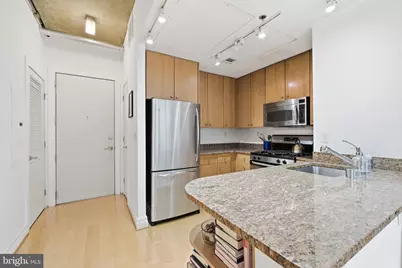 301 Massachusetts Avenue NW #906, Washington, DC 20001 - Photo 2