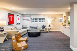 3300 Newark St NW, Washington, DC 20008 - Photo 36