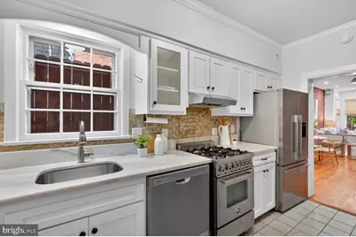 142 D Street SE, Washington, DC 20003 - Photo 12