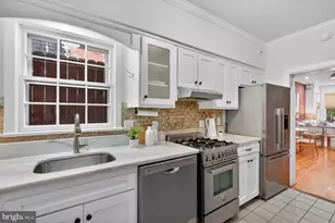 142 D St SE, Washington, DC 20003 - Photo 12