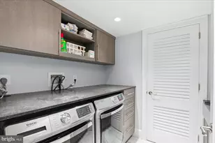 1821 Kalorama Square NW, Washington, DC 20008 - Photo 40