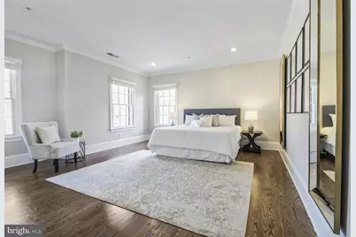 1935 Foxview Circle NW, Washington, DC 20007 - Photo 30