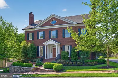 1935 Foxview Circle NW, Washington, DC 20007 - Photo 1