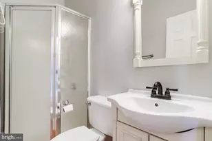 1417 G St NE, Washington, DC 20002 - Photo 12