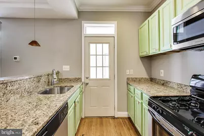 1917 Lincoln Road NE, Washington, DC 20002 - Photo 10